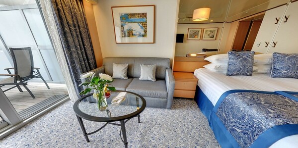 Fred Olsen Borealis - Balcony Junior Suite Adapted.jpg